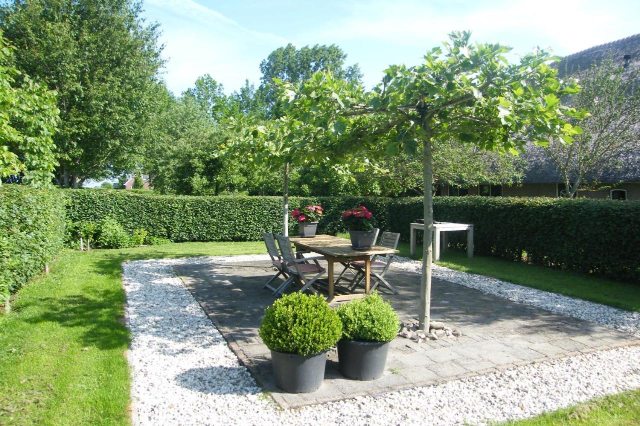 Bed and Breakfast Bij Ons Op 20 Nijeveen Экстерьер фото